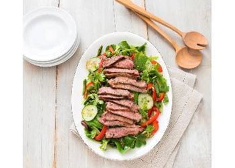 recipe image סלט עם שומשום, ג'נג'ר ובקר צלוי